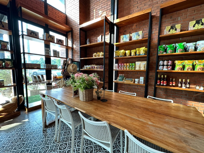 บรรยากาศภายในร้านคาเฟ่ Mulberry Mellow